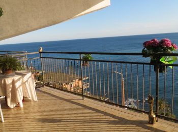 VISTA MARE IMPERDIBILE – Appartamento Trilocale a Sanremo