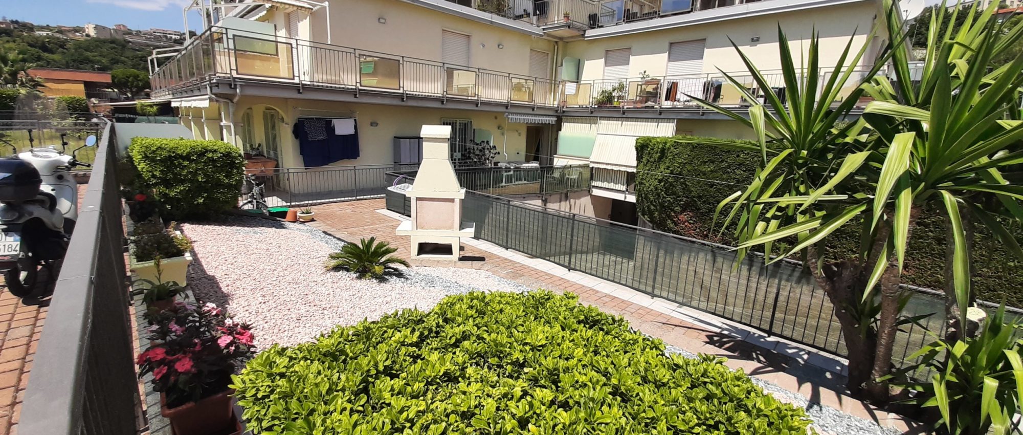 POSTEGGIO E GIARDINO – Appartamento Monolocale a Sanremo